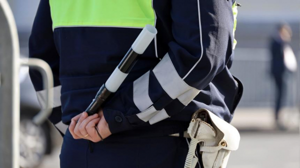 Четверых сотрудников ГИБДД задержали за взятки